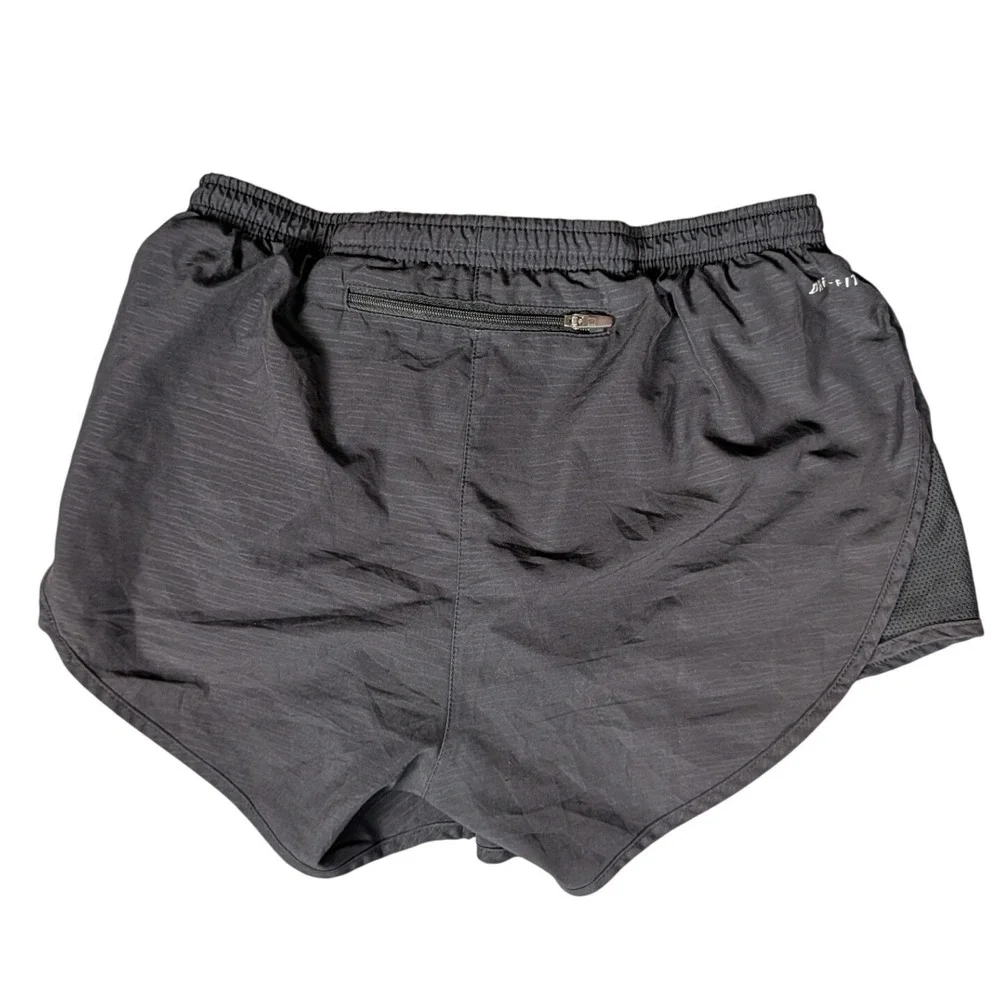 Nike Dri-FIT Women Black Running‎ Shorts Zipper Pocket Mesh Panels Sporty Active